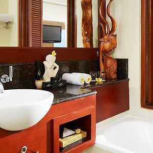 Premiere Double or Twin Room Garden View